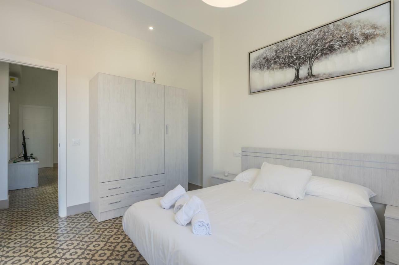 Aoa San Lorenzo Apartment เซบีญา ภายนอก รูปภาพ